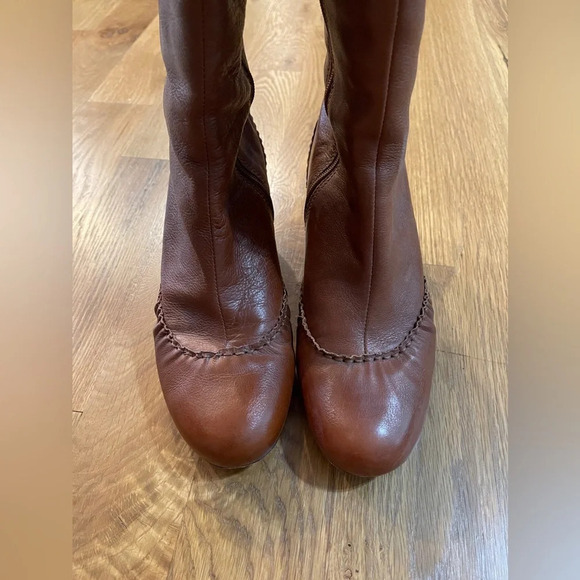 Corso Como Cognac Hidden Low Wedge Almond Toe Leather Boot Size 8.5 - Picture 6 of 13